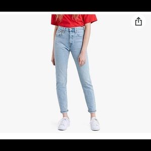 Levis x Aritzia 501 Skinny Jeans 28W x 30L
